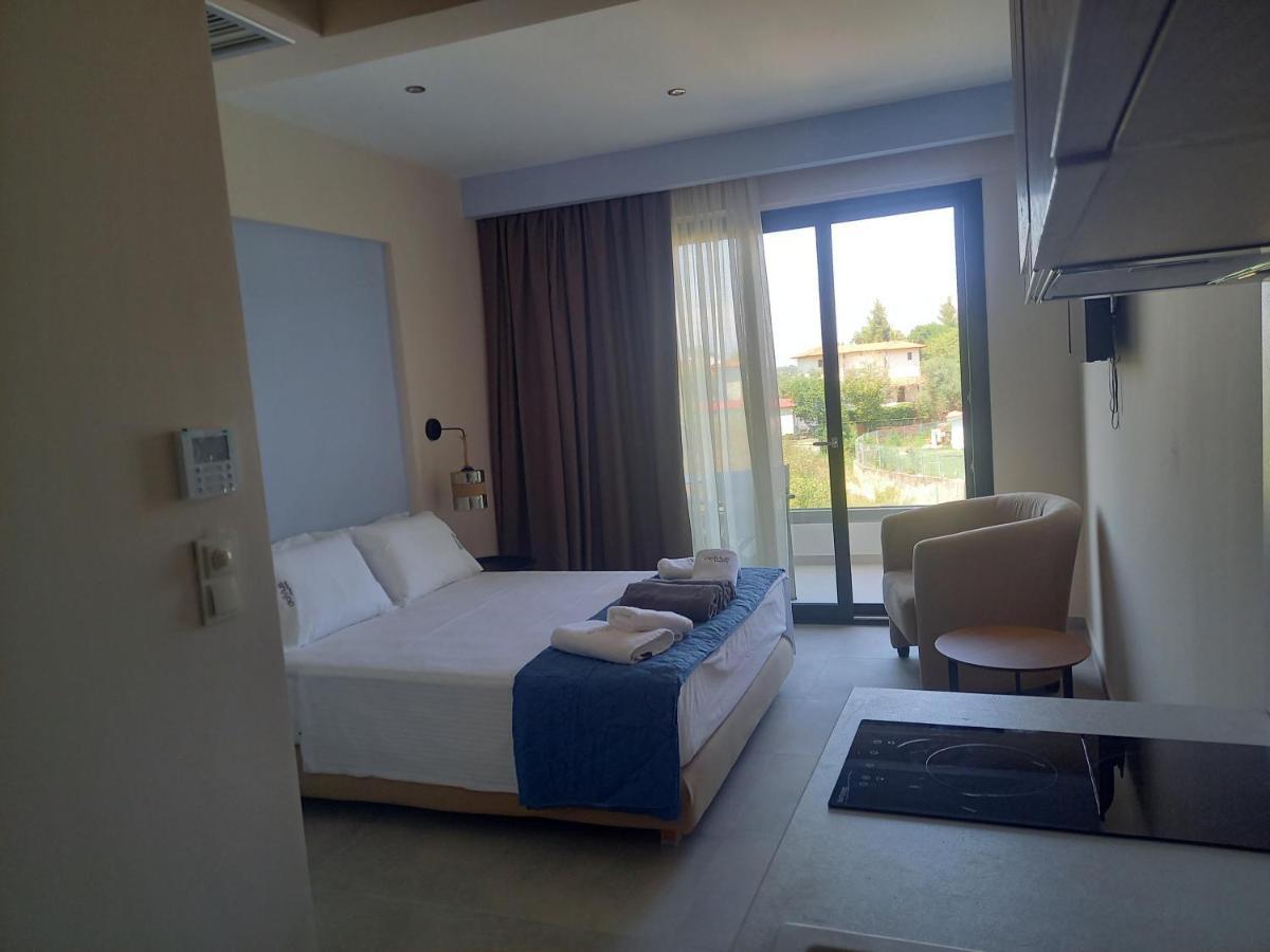 Domus Hospitality Aparthotel Vourvourou Ngoại thất bức ảnh